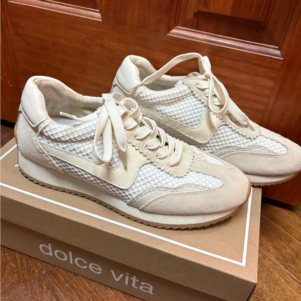 Dolce Vita size 7.5